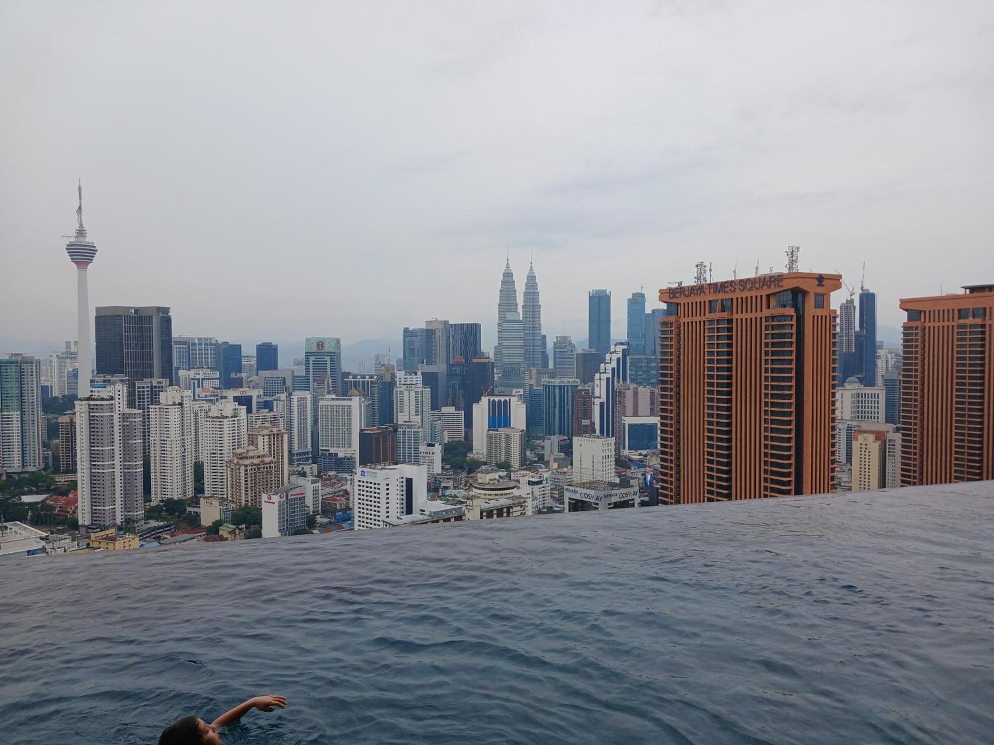 Skyline Lucentia Kl Homestay